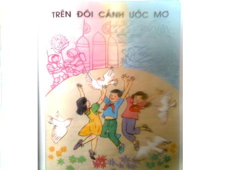 Bài giảng Tiếng Việt Lớp 4 - Tập đọc: Đôi giày ba ta màu xanh